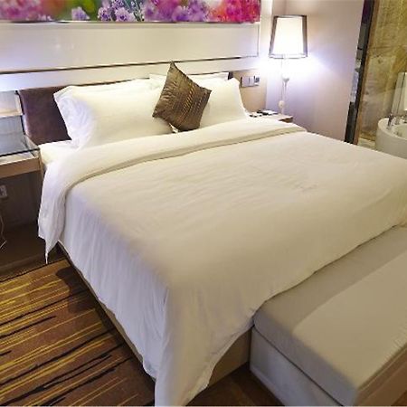 Lavande Hotel Fuhuadao Branch Чжуншань Экстерьер фото