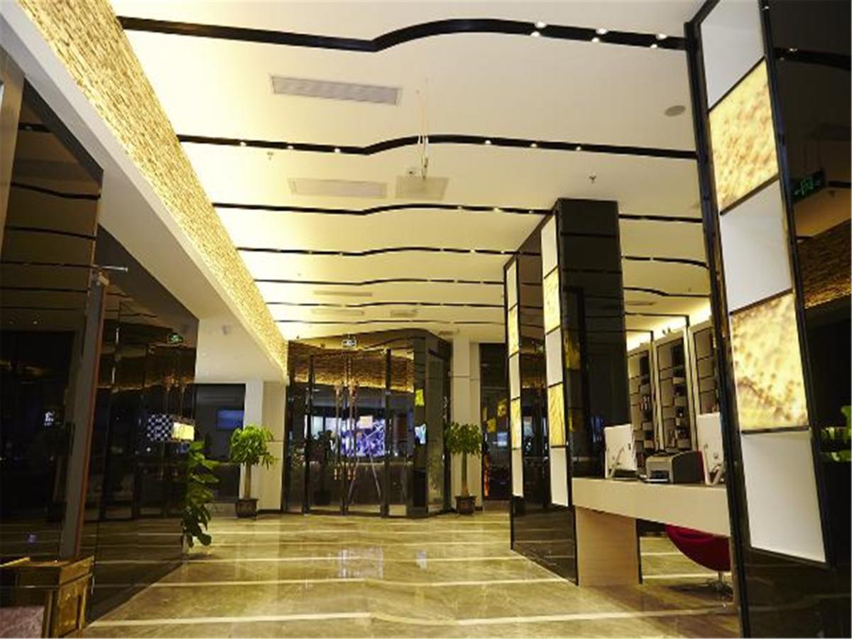 Lavande Hotel Fuhuadao Branch Чжуншань Экстерьер фото